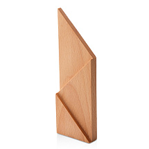 Награда из бука Monolith