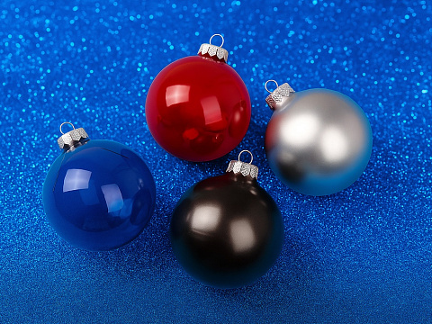 Стеклянный елочный шар Christmas bauble, синий прозрачный, с серебристым колпачком в черной коробке - рис 5.